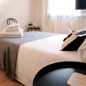 https://barcelona-pr-guesthouse.top-hotels-tarragona.com