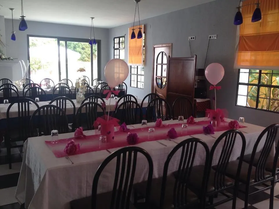 Hostal San Luis Almodovar del Rio 2*,